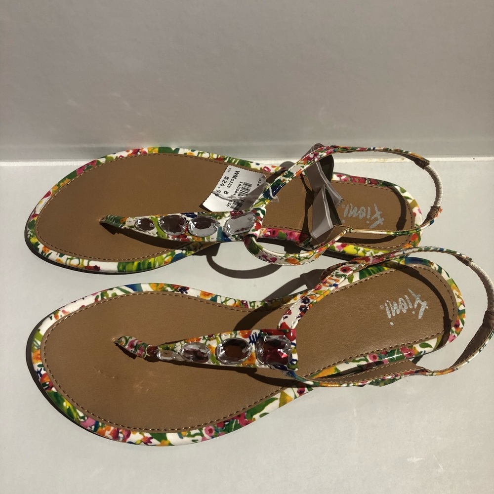 Colorful Floral Sandals! - Picture 4 of 6
